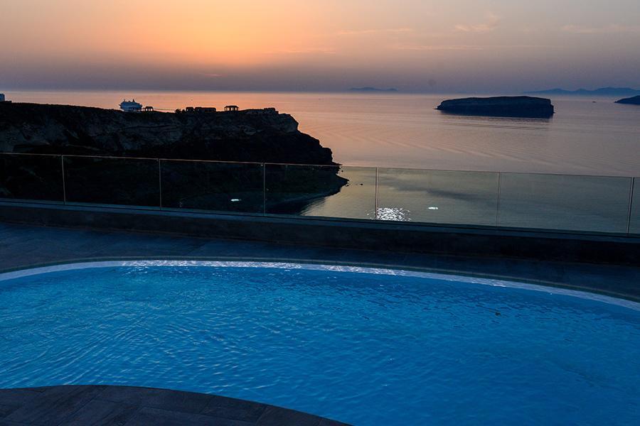 Our Villa Santorini อาโกรตีรี ภายนอก รูปภาพ