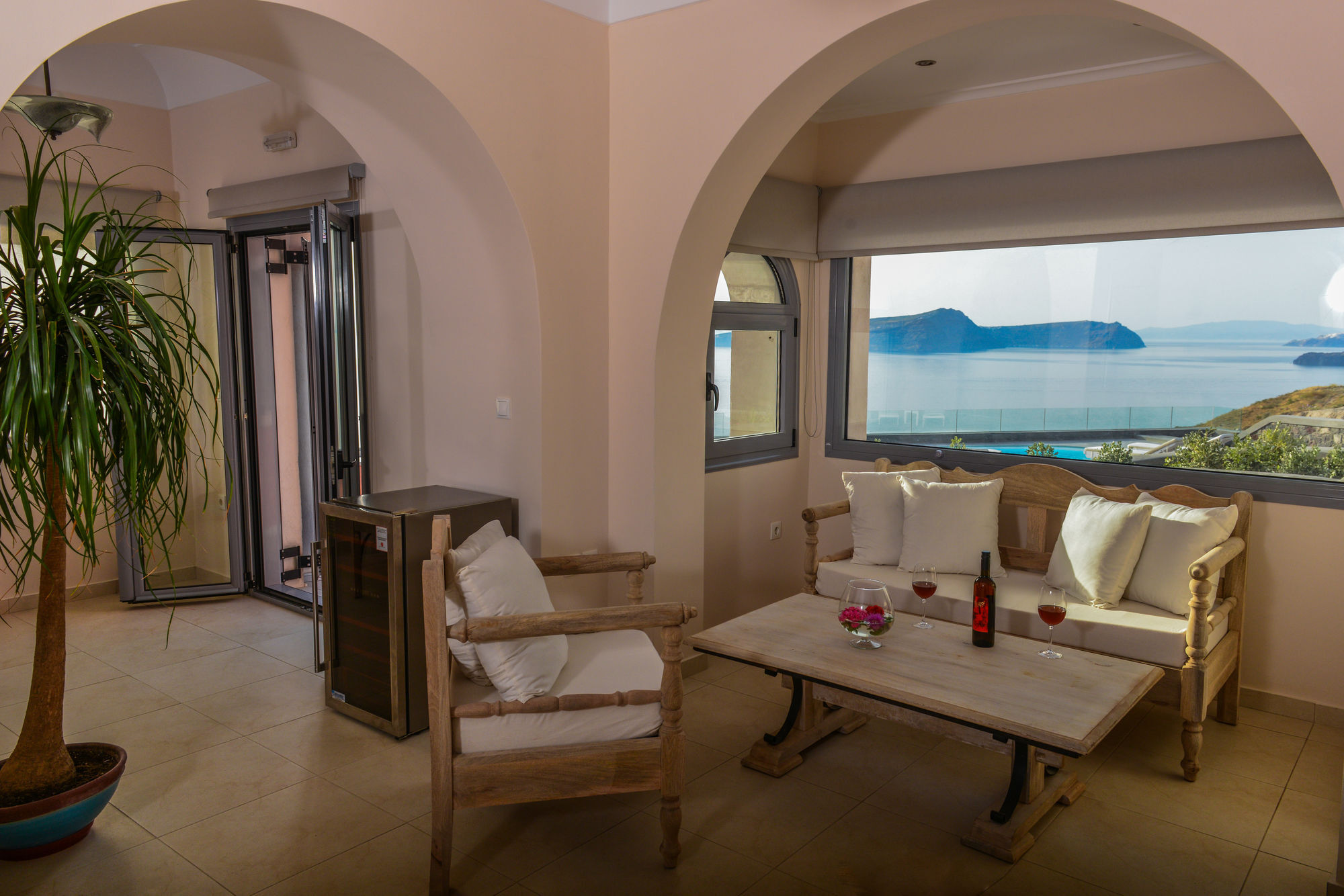 Our Villa Santorini อาโกรตีรี ภายนอก รูปภาพ