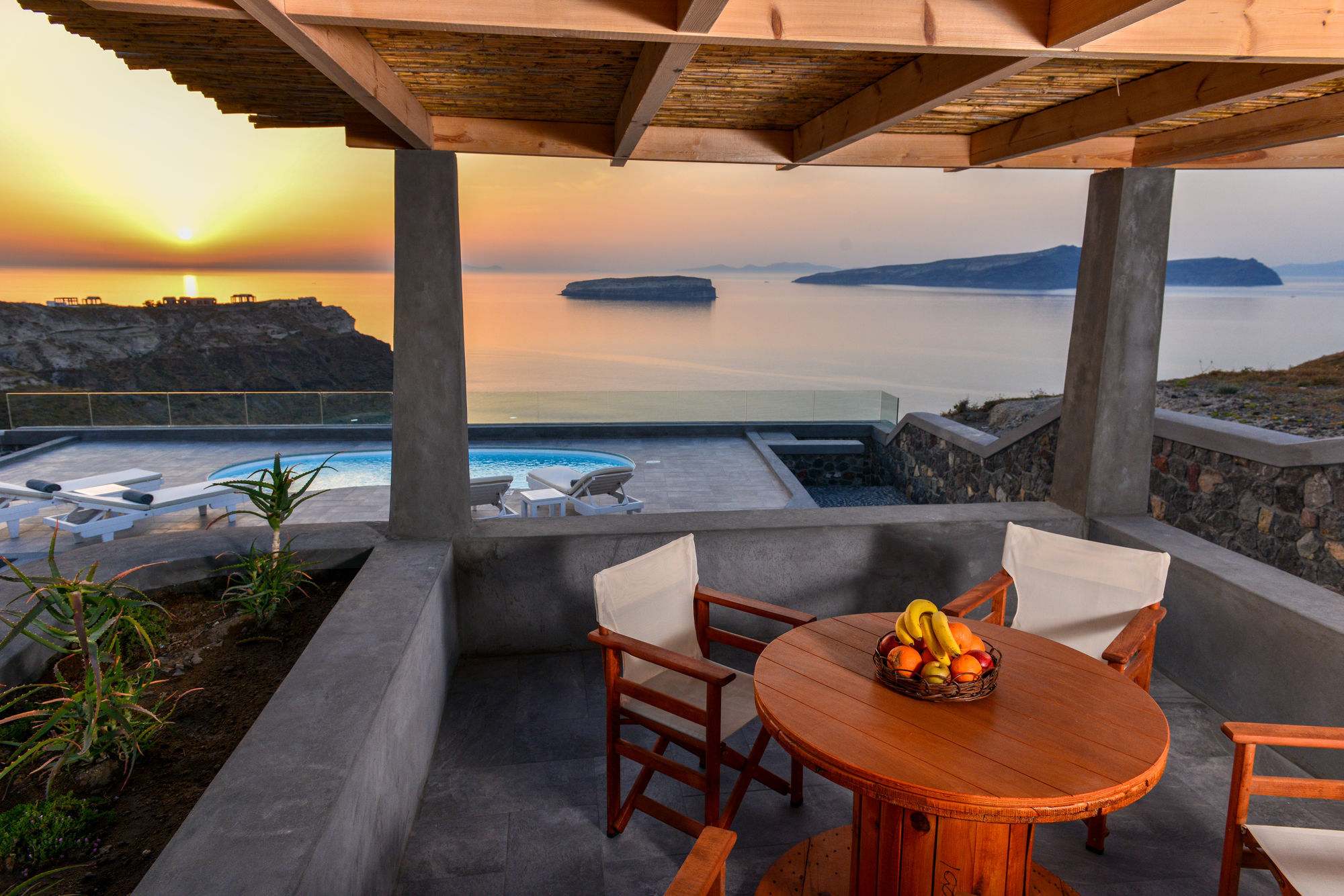 Our Villa Santorini อาโกรตีรี ภายนอก รูปภาพ